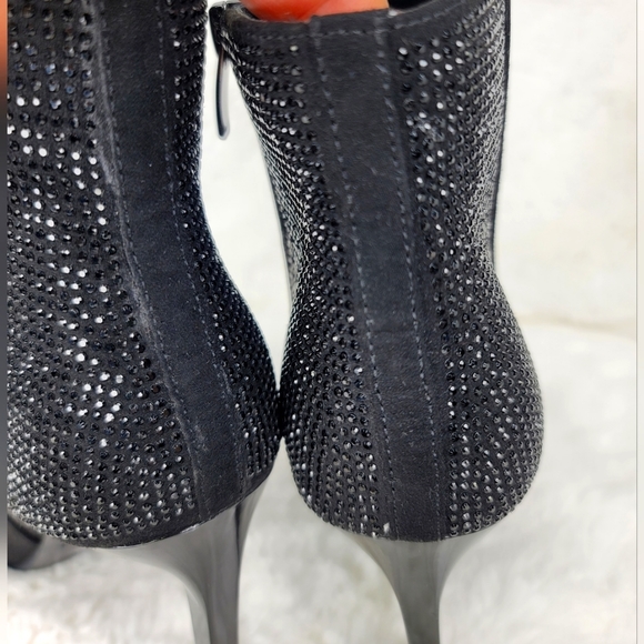 NINE WEST NWT Booties Boots Woman's Heels Suede Black Stone authentic designer - Picture 6 of 15